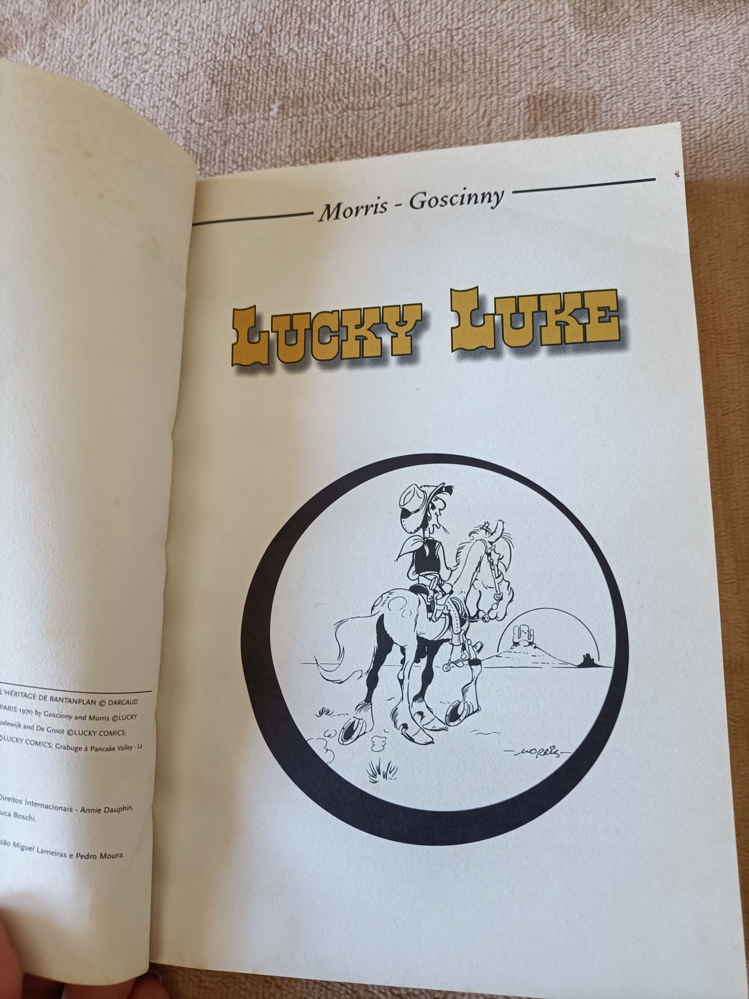 Livro lucky luke banda desenhada