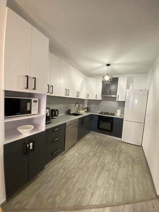 Оренда на. проспекті Злуки