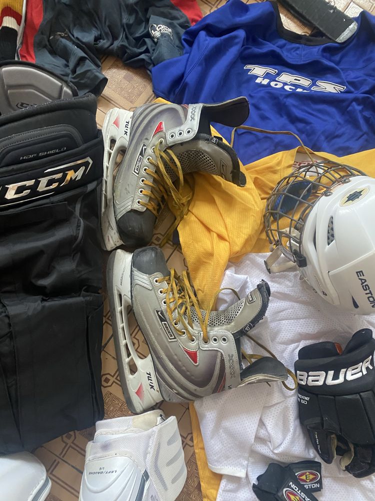 Продам комплект хокейної форми bauer ccm easton