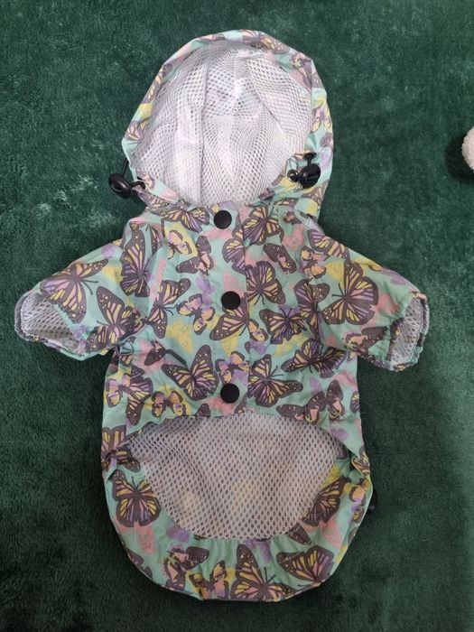 Одяг, взуття, шапка-картуз для  тварин