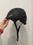 Kask Kasikal dziecięcy rozmiar M obwód 52-56 cm czarny regulowany