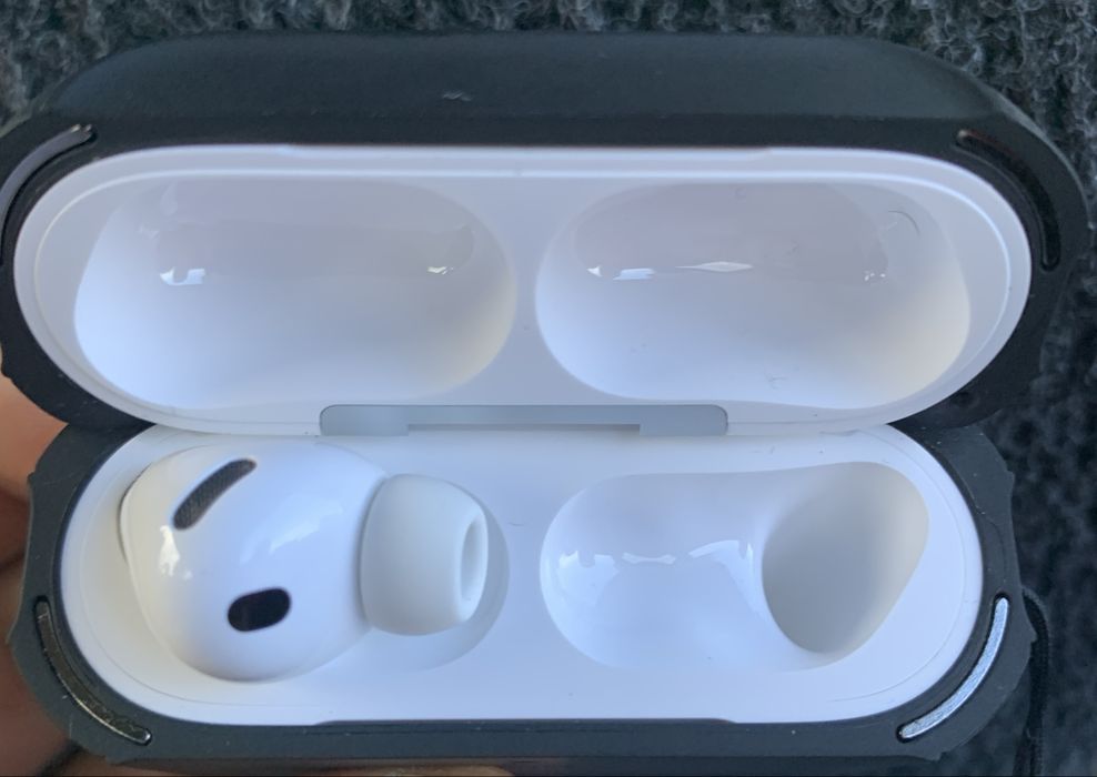 AirPods 3 Pro - Fone lado esquerdo “L” / Caixa