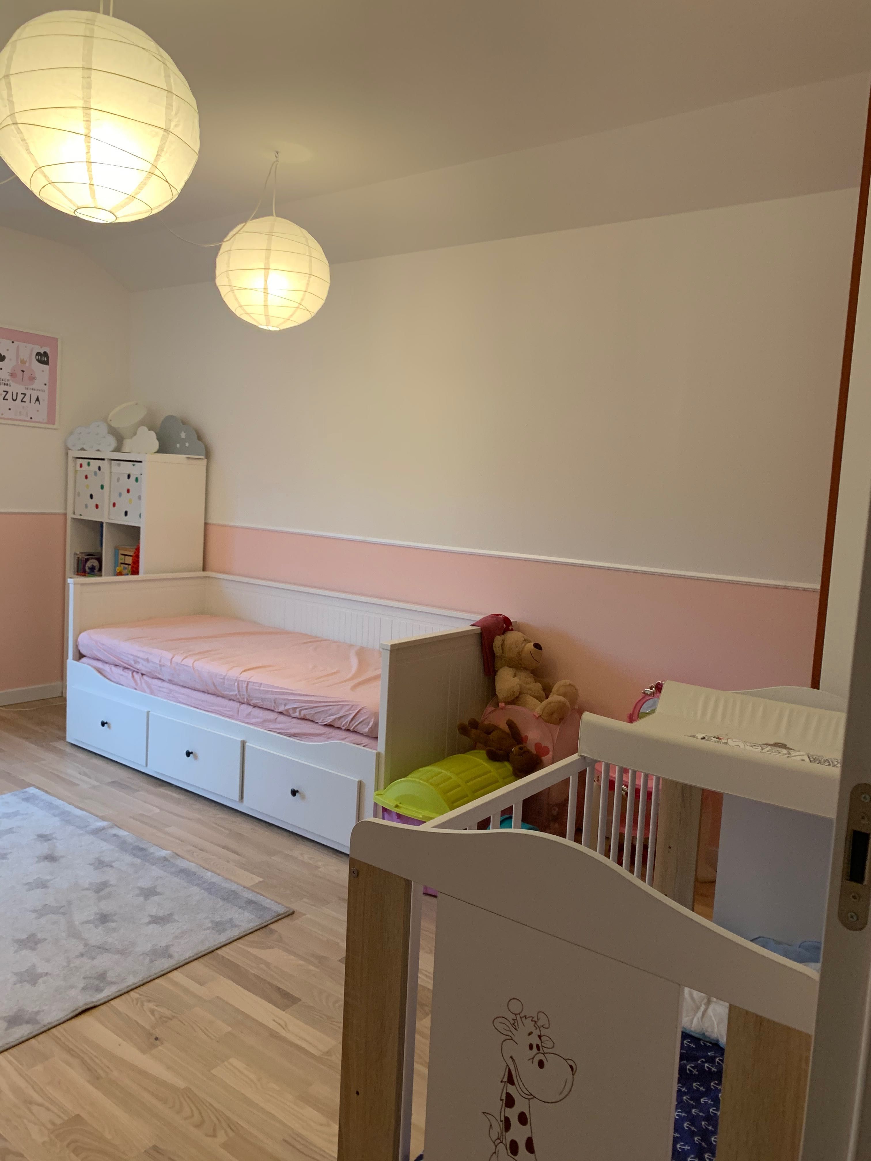 Łóżko Hemnes z materacami lub bez