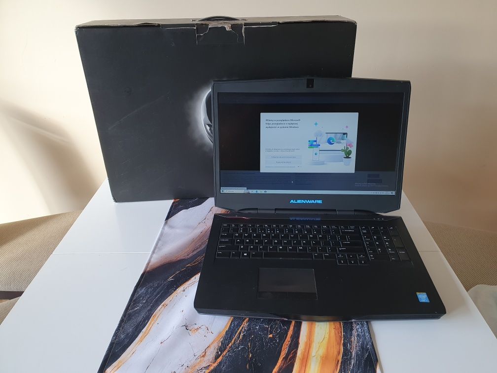 Dell alienware  17