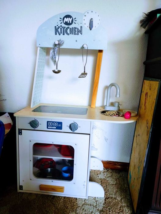 Cozinha Infantil de Madeira