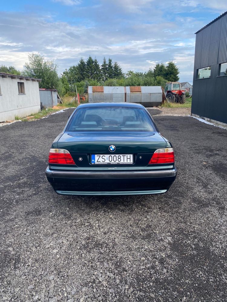 Bmw E38 V8 730i seria 7 e39 e46