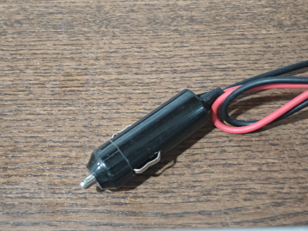 Inversor de 12V para 220v