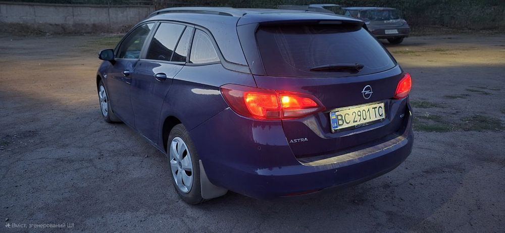 Опель Астра 1.6 дизель 2017 рік