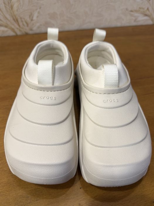 Мокасини Crocs жіночі