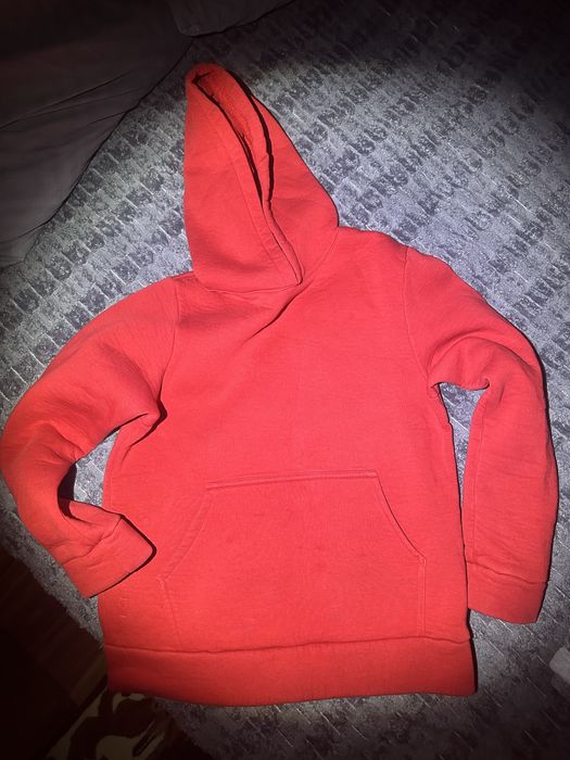 Жіночі речі віддам