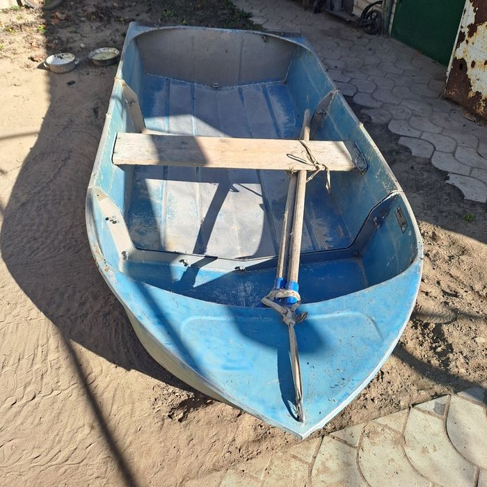 Лодка алюминиевая