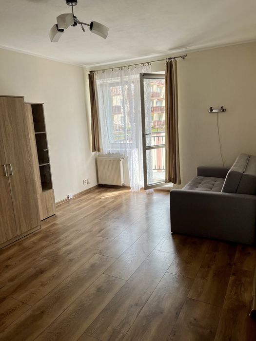 Kawalerka blisko UMK do wynajecia od 15 grudnia 2025