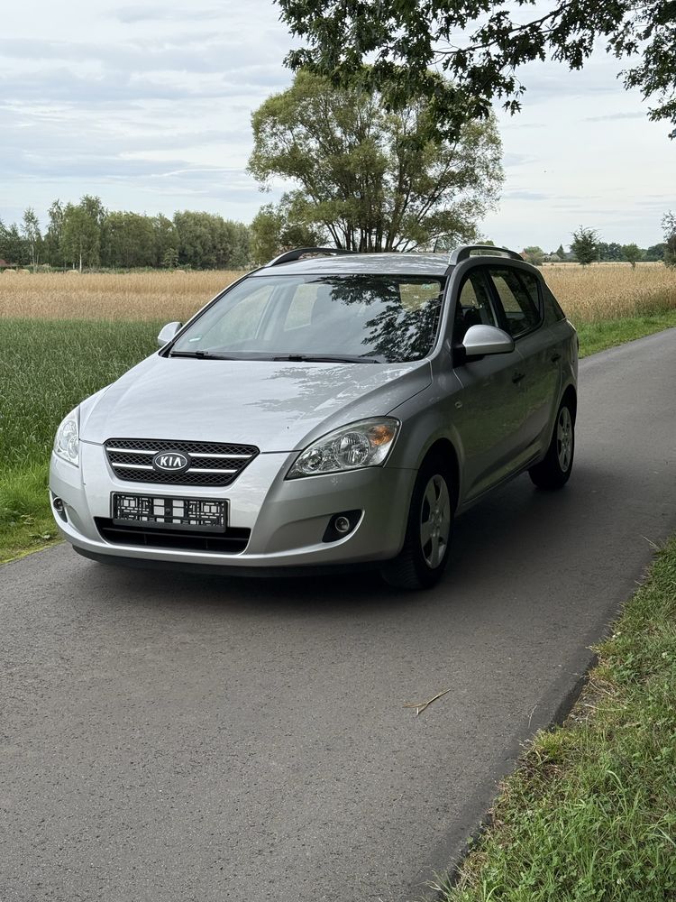 Kia ceed 1.4 Benzyna Klima   Bezwypadkowa