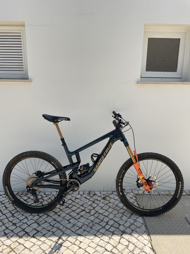 2018 Santa Cruz Nomad CC 27.5” Size L
