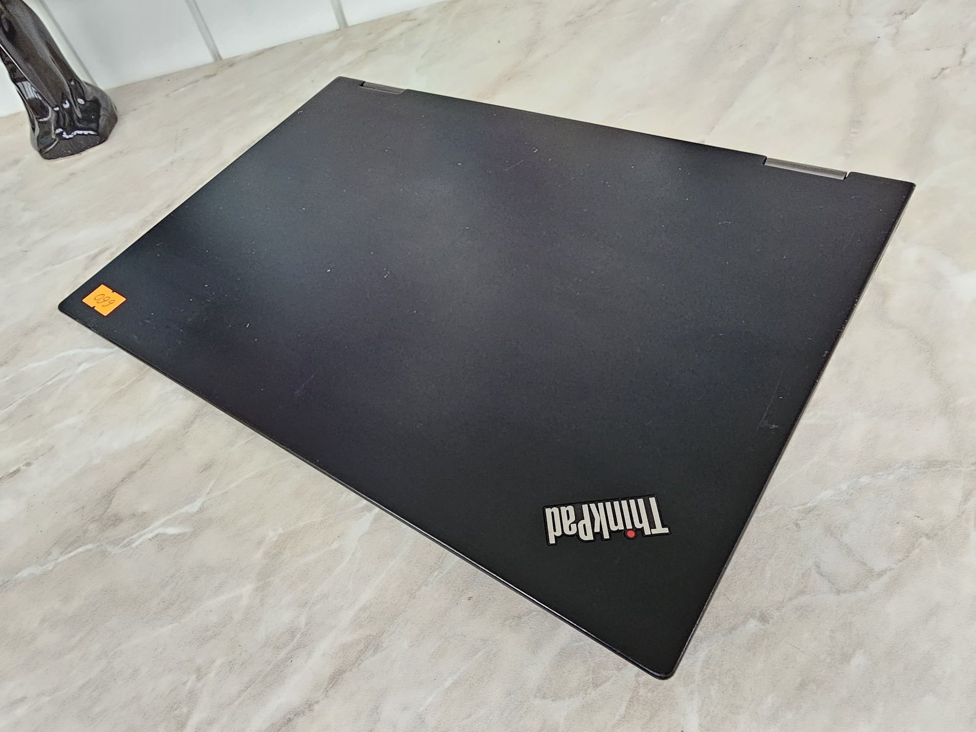 Сенсорний ноутбук-трансформер Lenovo x390 Yoga