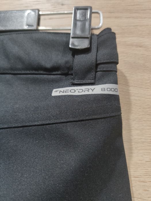 Spodnie narciarskie membrana 8000 chłopięce 4F rozmiar 140