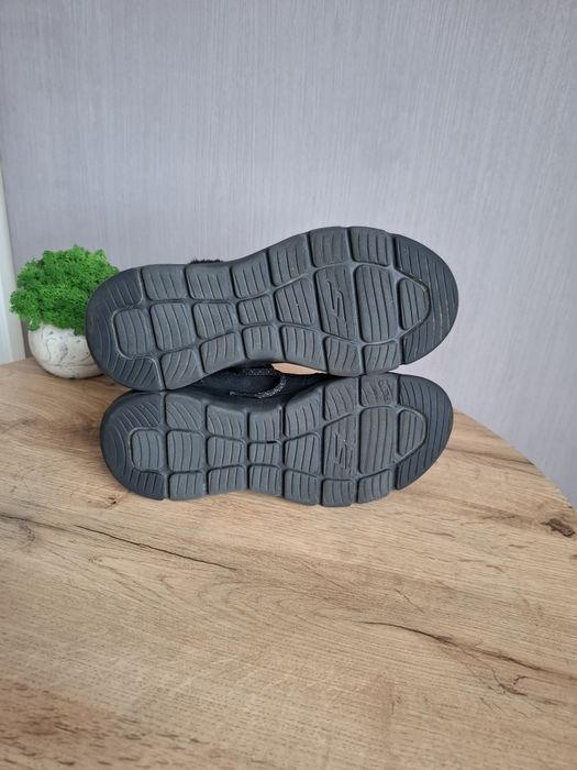 Зимние ботинки Skechers 37р, женские  чёрные ботильоны