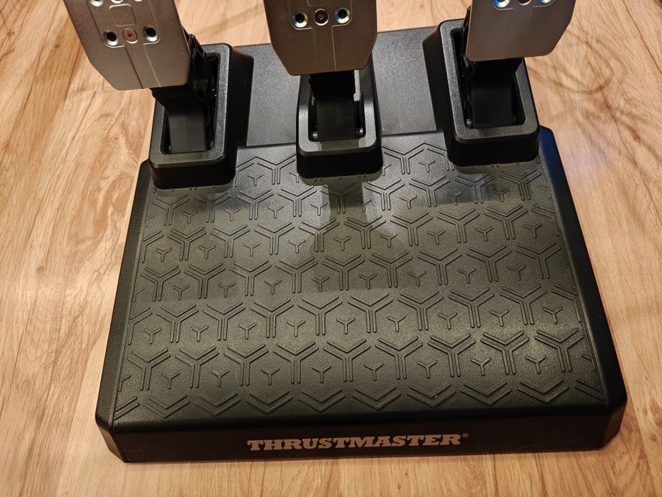 Kierownica thrustmaster t248