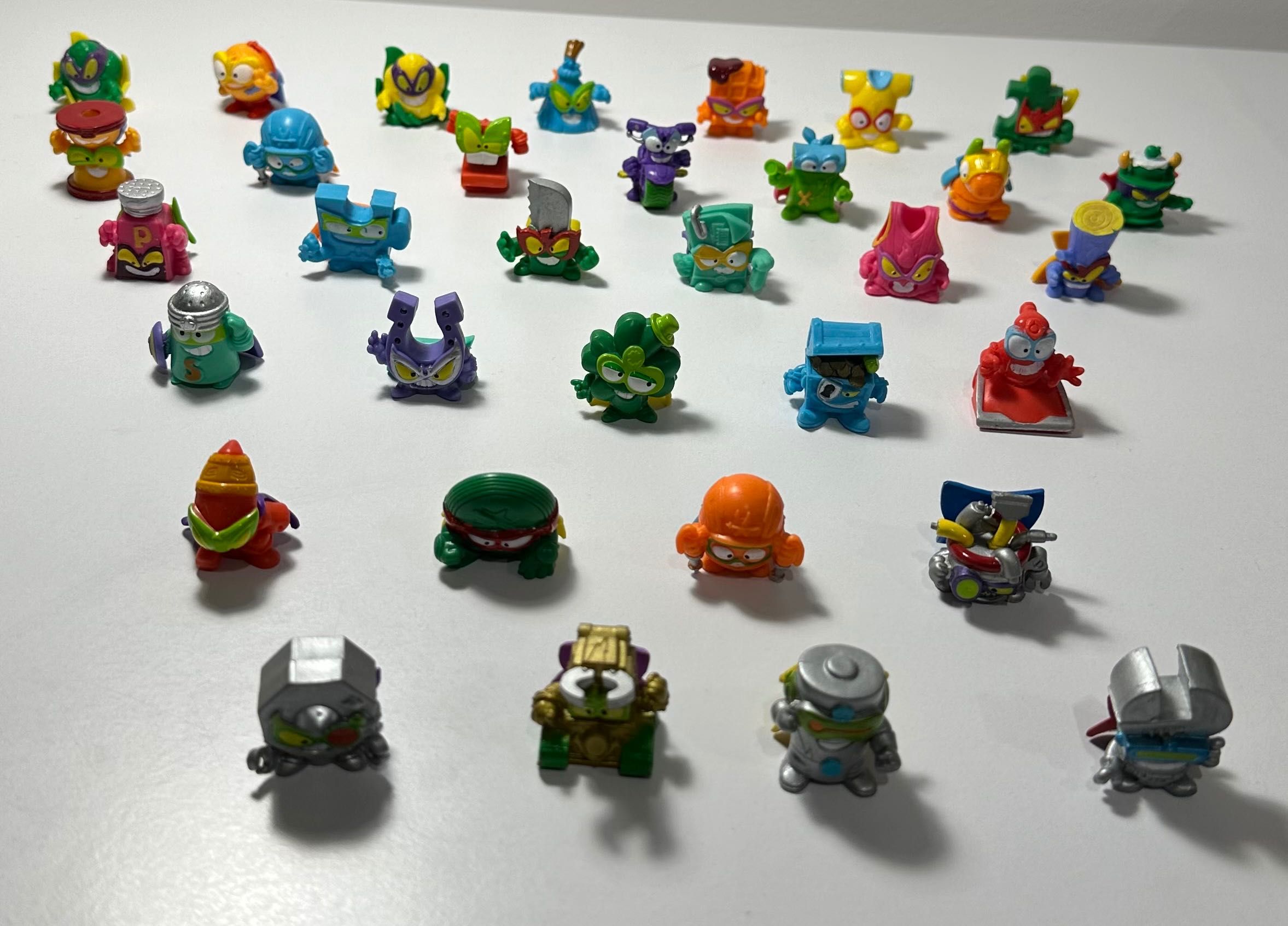 Super Zings serii 7 power machines, 33 figurki