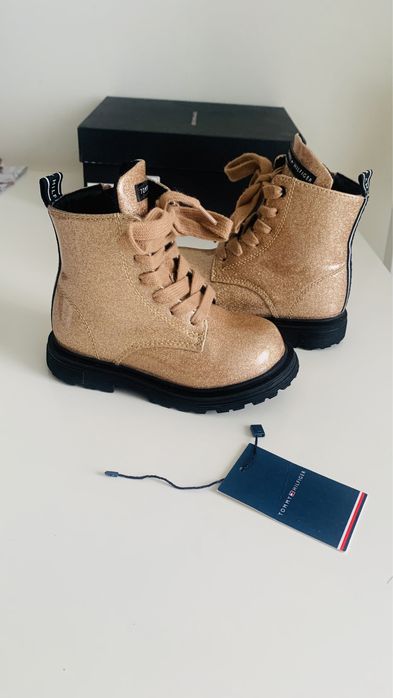 Чобітки демисезонні для дівчинки Tommy Hilfiger