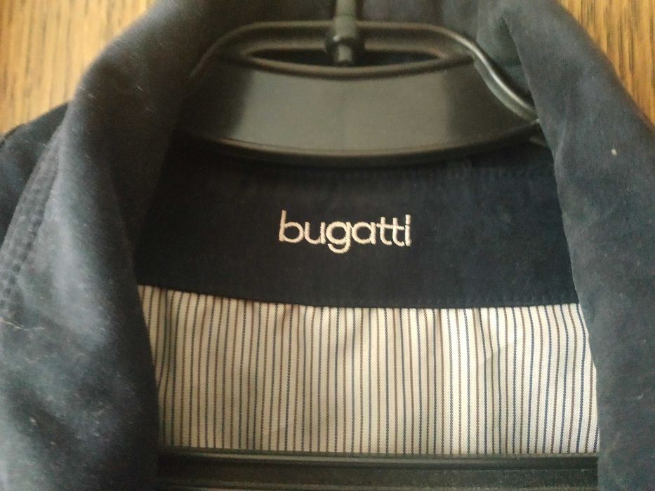 Куртка чоловіча вітровка Bugatti