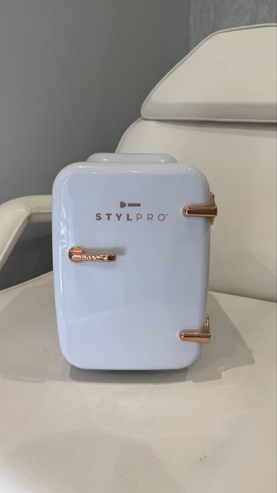 Lodówka do przechowywania kosmetyków