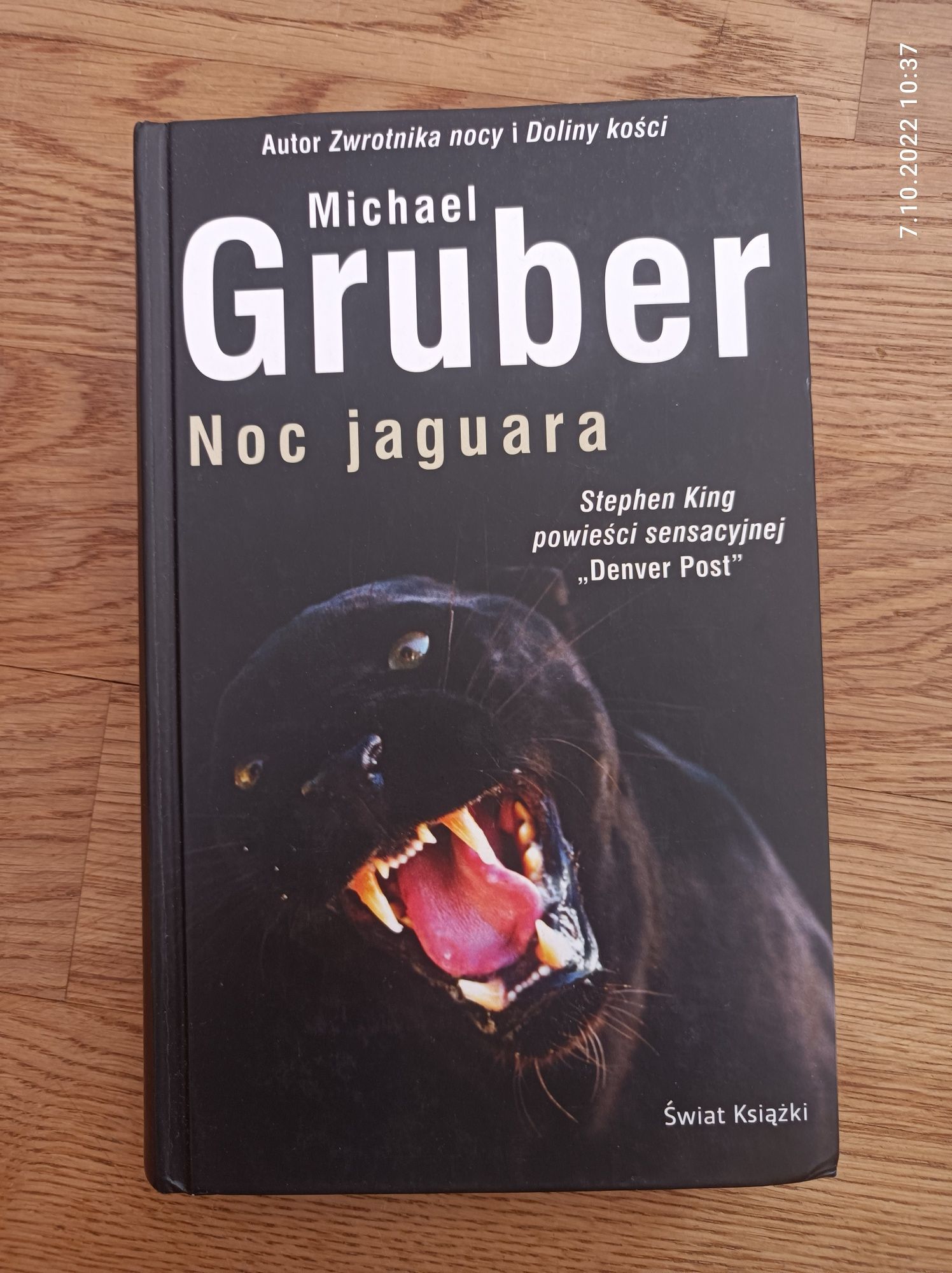 Noc jaguara. Michael Gruber