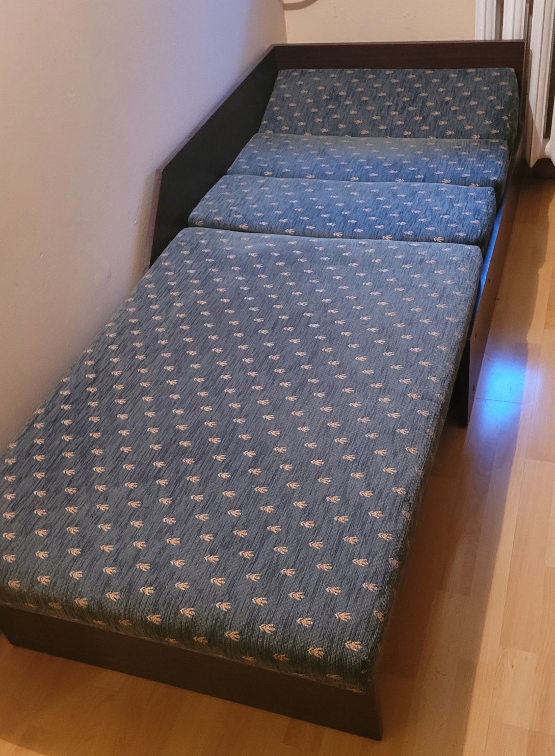 Kanapa narożna jednoosobowa z funkcją spania z pojemnikiem  190×80