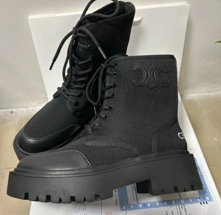 Теплі жіночі черевики ботинки Celine boots bulky laced