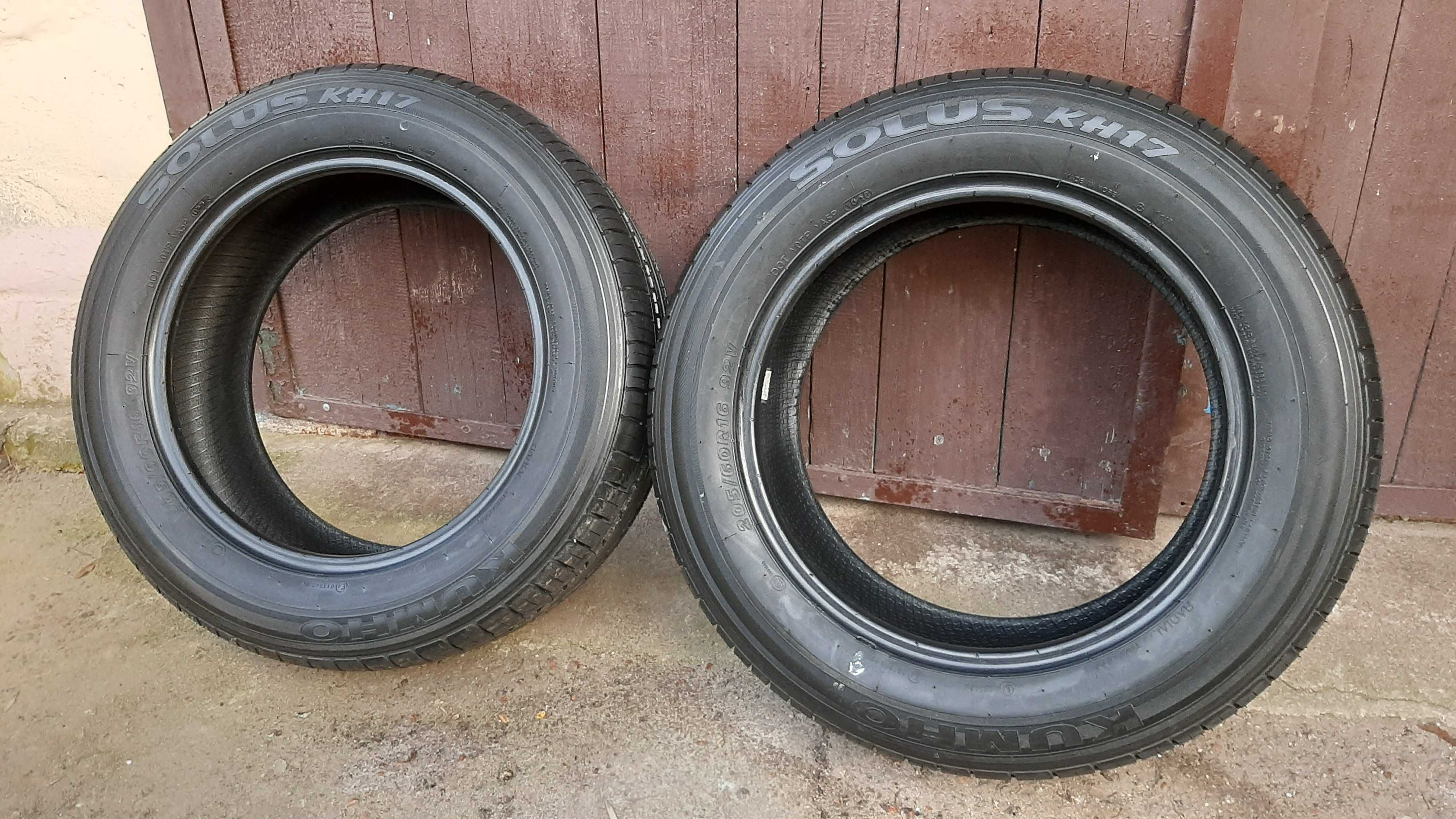 Покришки 205/60 R16 Kumho Solus KH17 нові 2 шт