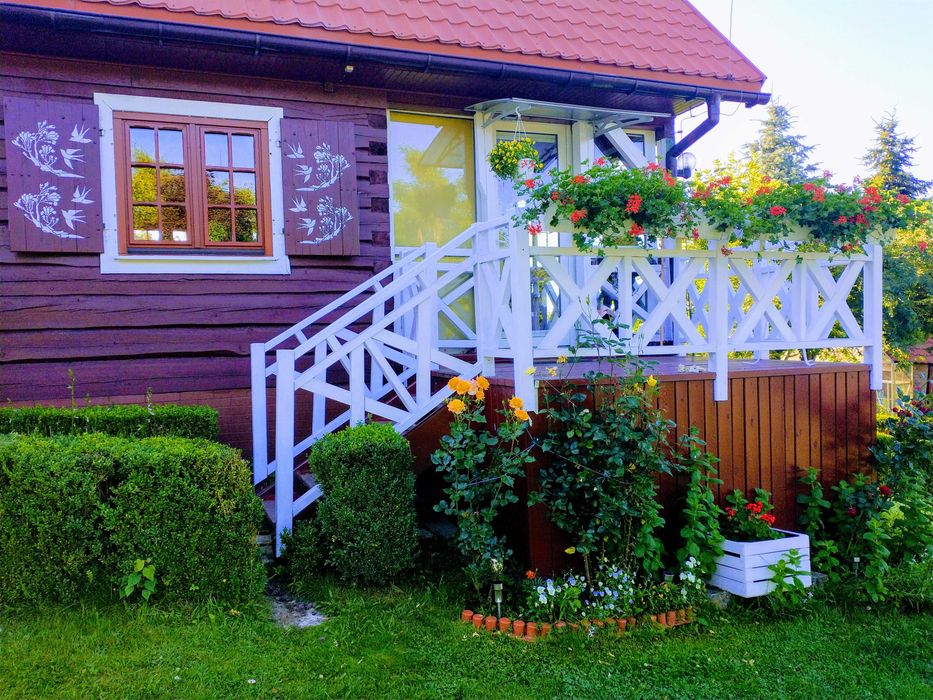 Domek modrzewiowy całoroczny do przeniesienia