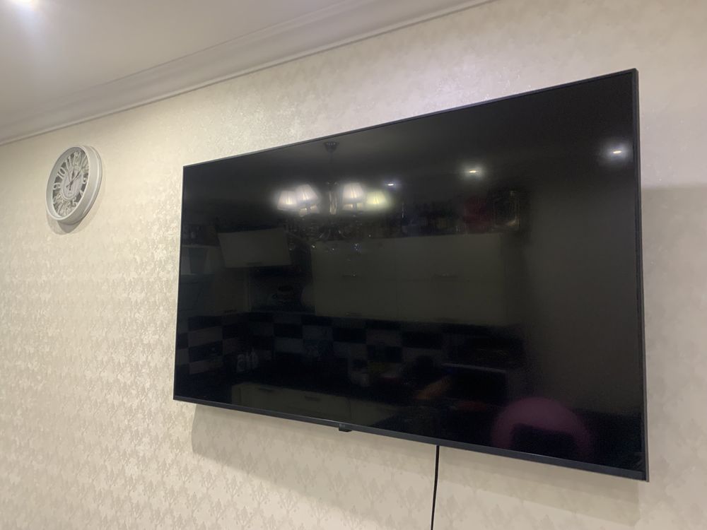 Телевизор LG 55UT81006LA , на разборку треснувший экран