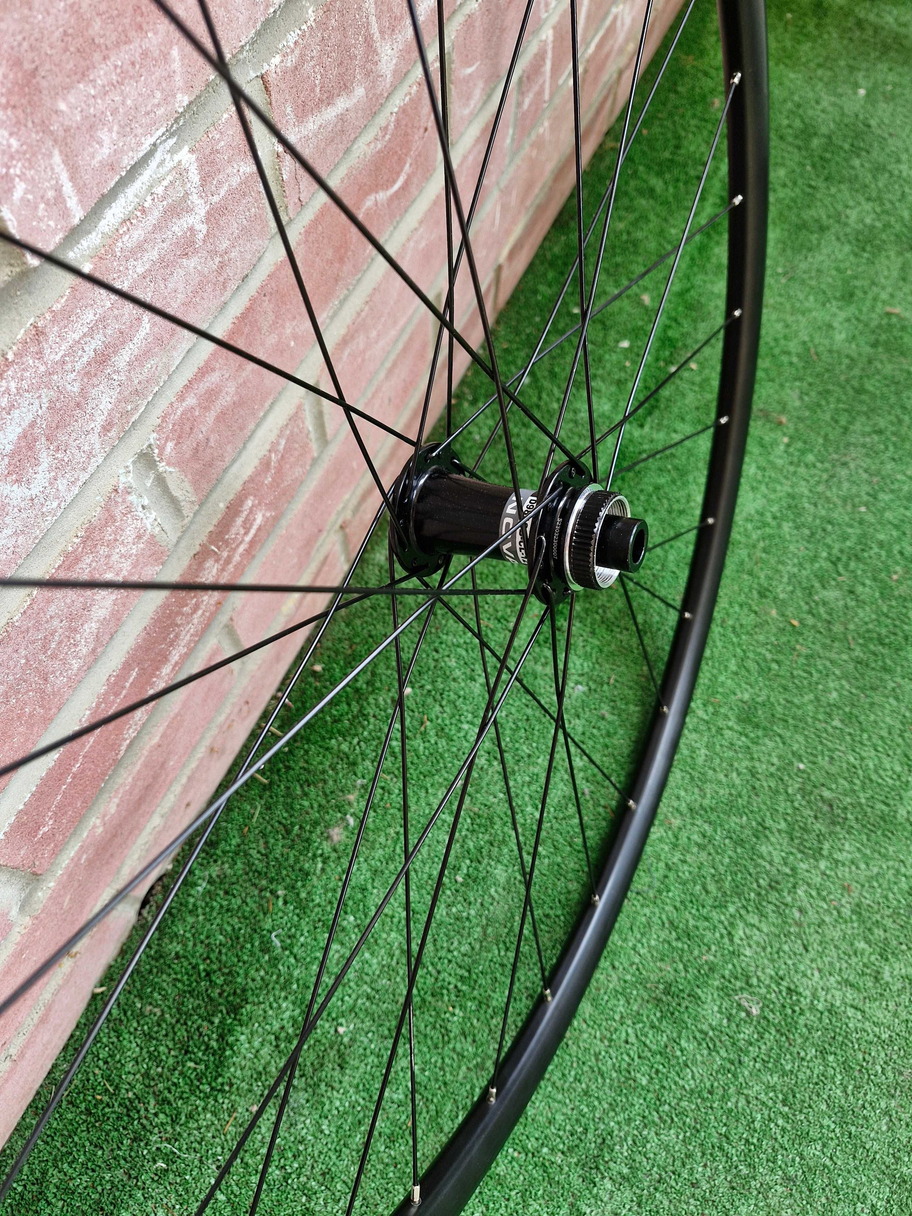 Koła rowerowe Merida Expert SL, osie 12, centerlock, nowe