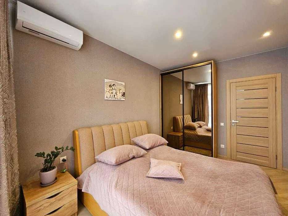 Оренда 1-к квартири по вул. Райдужна, в ЖК "IL Patio"