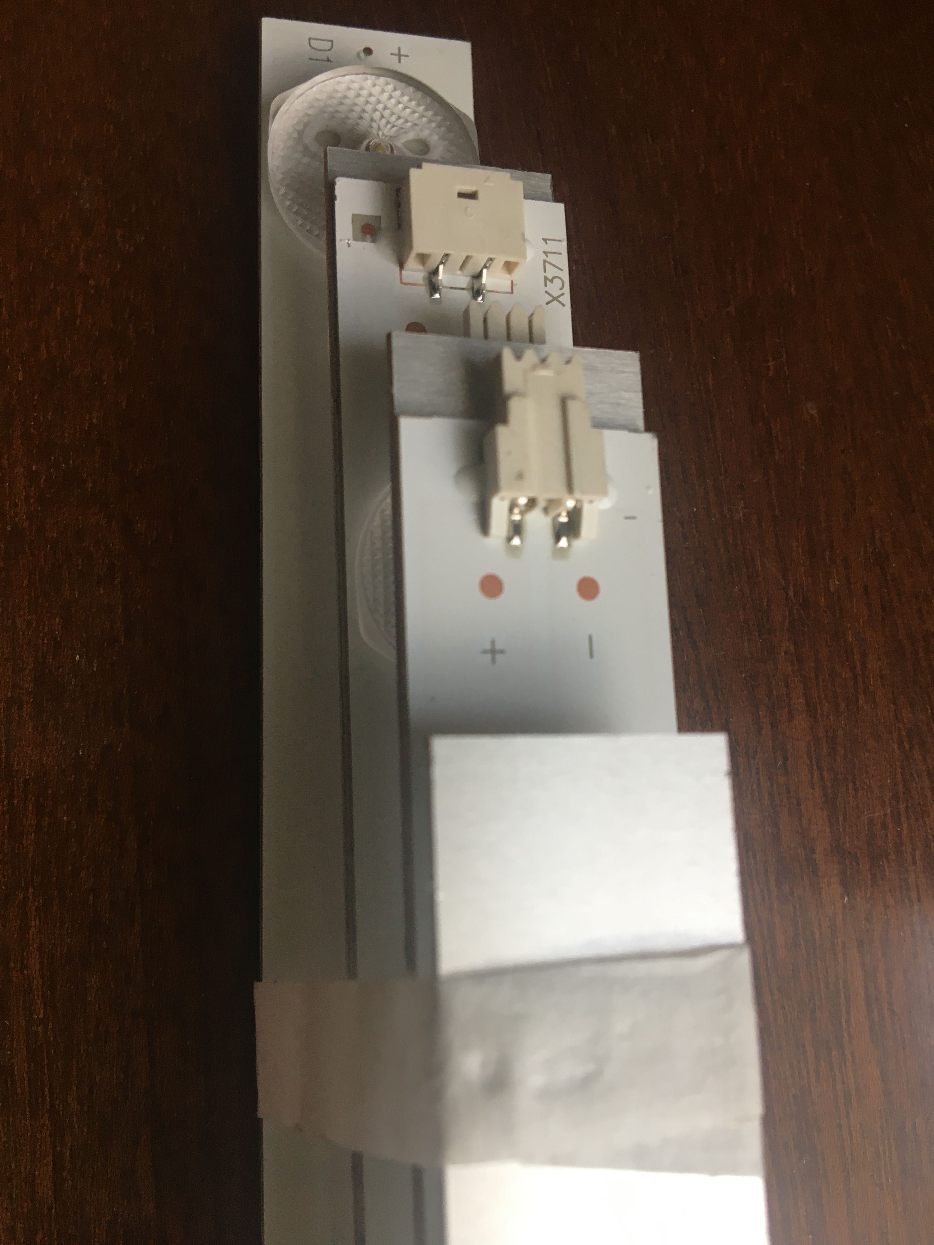 Led подсветка на телевізор MS-L1422V2.  3AS5CX40017L
