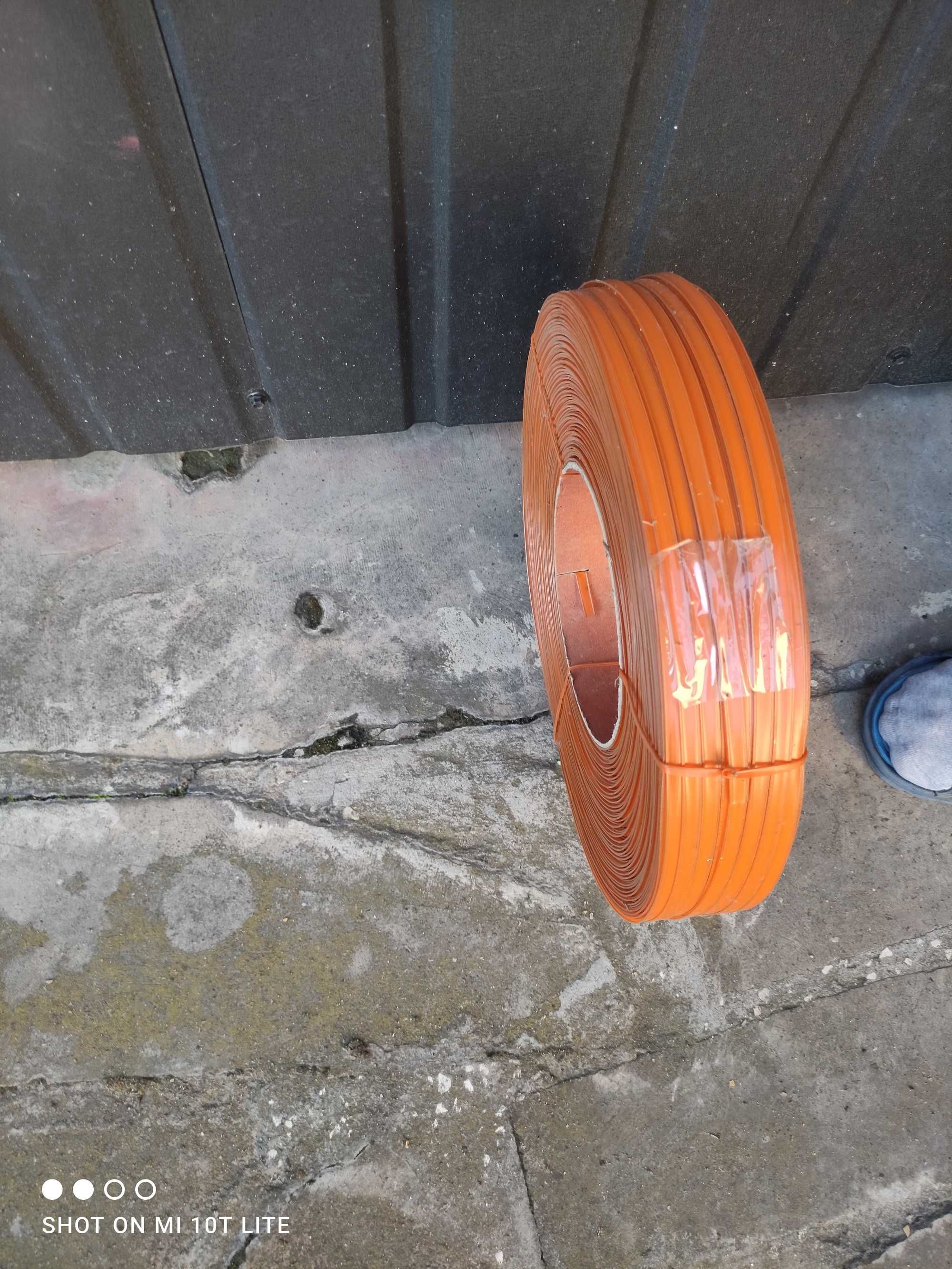 Plastikowa taśma do woreczków lub innego przeznaczenia Clipband