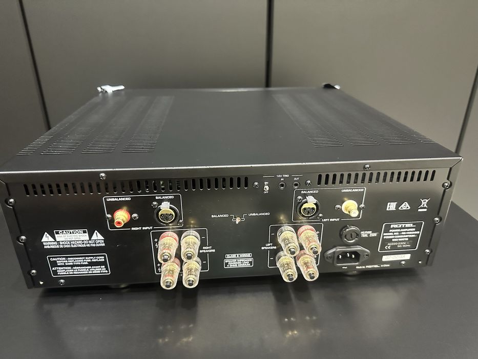 Rotel RB-1582 MkII - wzmacniacz stereo jak nowy