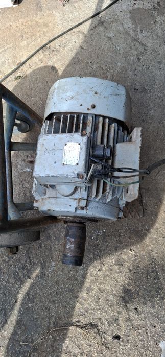 Silnik elektryczny 7.5kw 2910/min