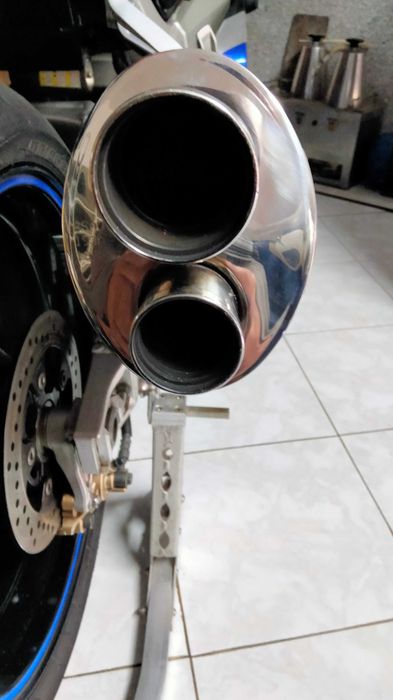 Ponteira de Escape Suzuki GSXR do ano 2000 a 2005