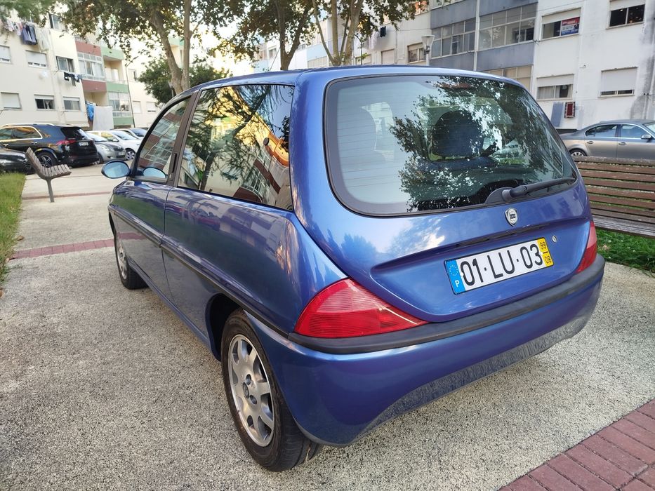 Lancia Y 1.2 i 86cv completamente irrepreensível com apenas 120.000km