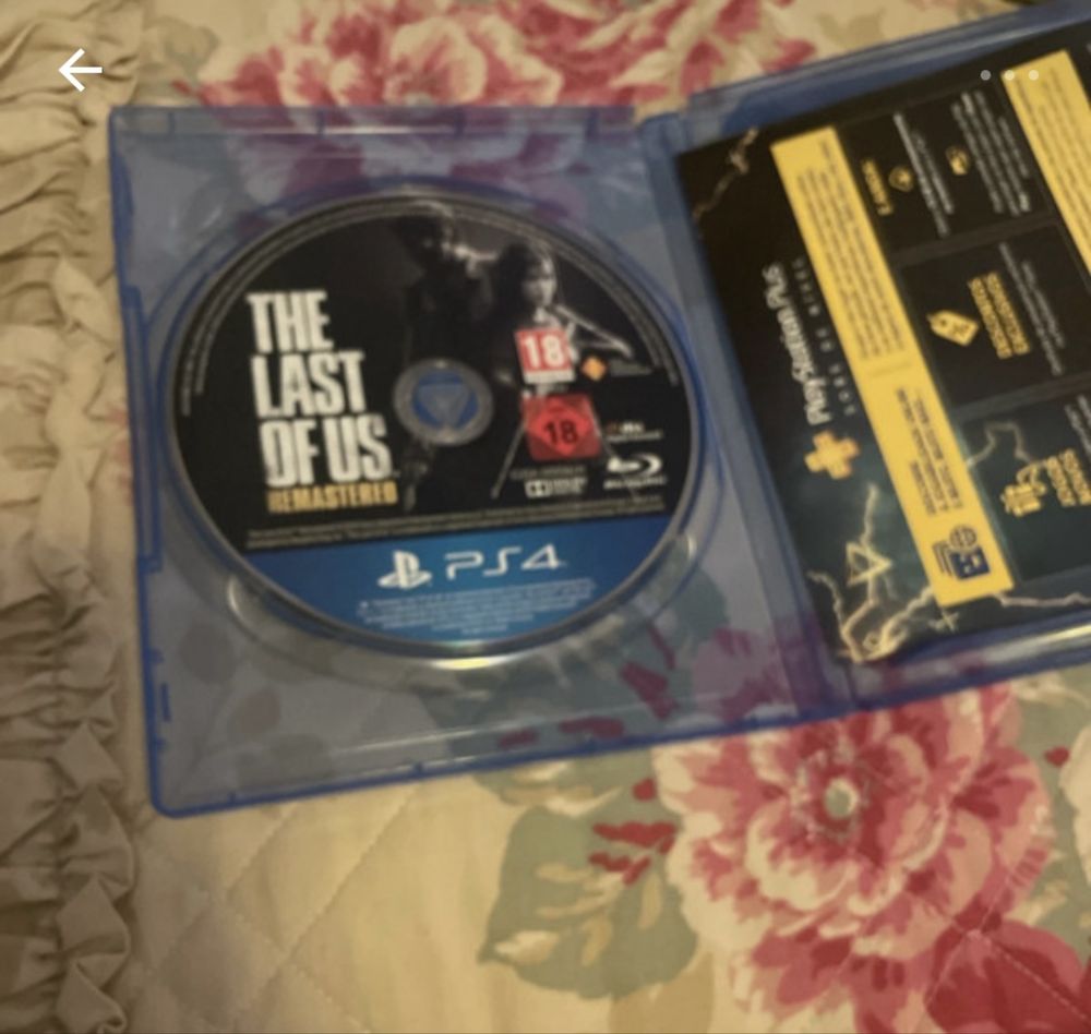 ps4 com dois comandks