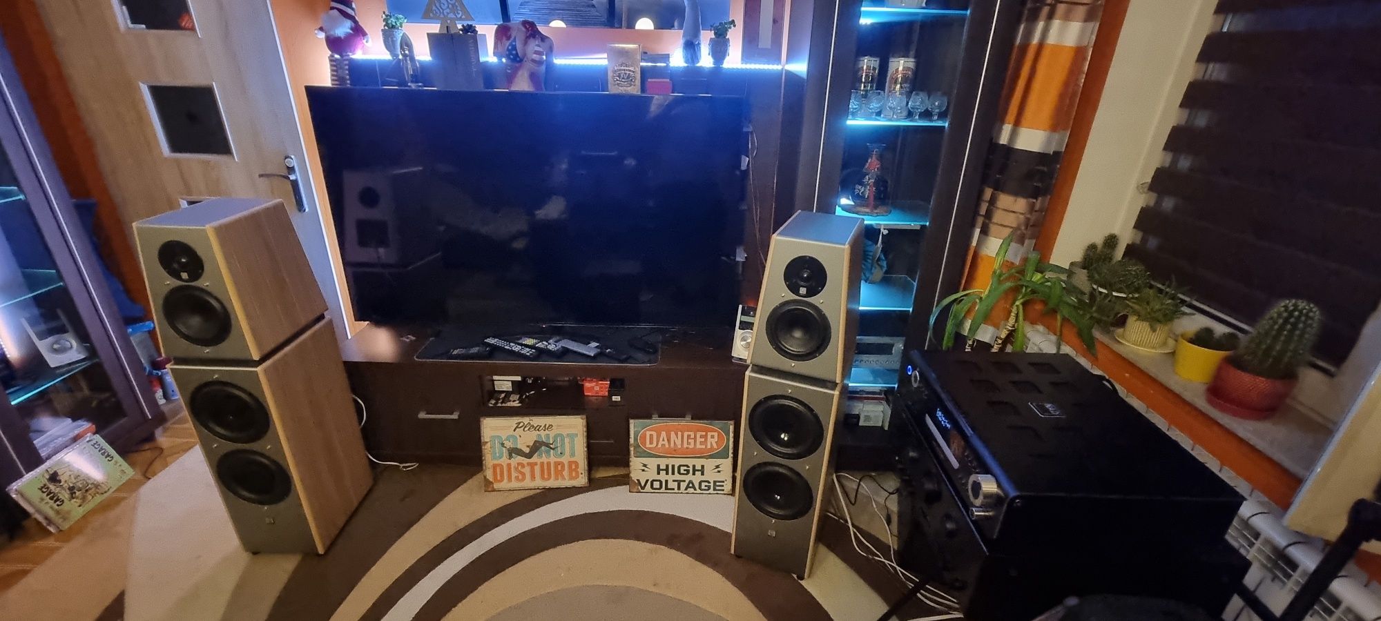 KOLUMNY podłogowe QLN 82 Sub + QLN Signature MKII