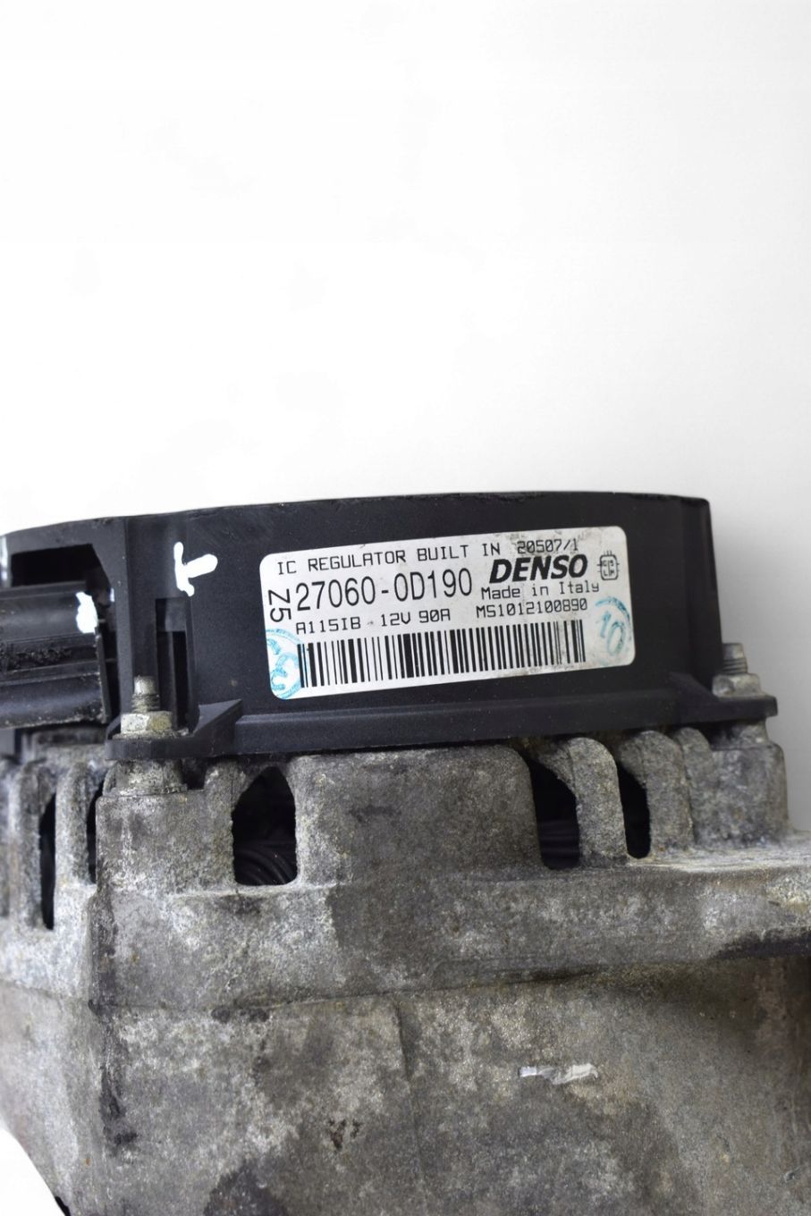 Alternator TOYOTA AURIS I 1.4 27060-0D190