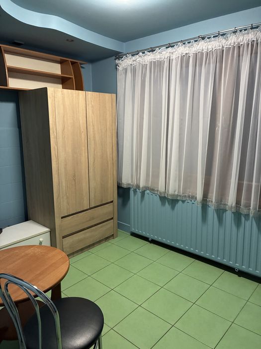 Pokój dla jednej osoby atrakcyjna lokalizacja z parkingiem