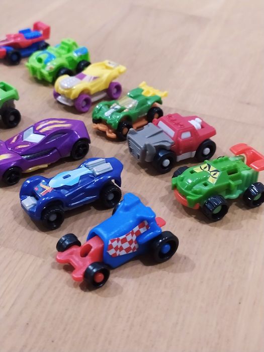 Колекція маленьких машинок, для треку, для ігри