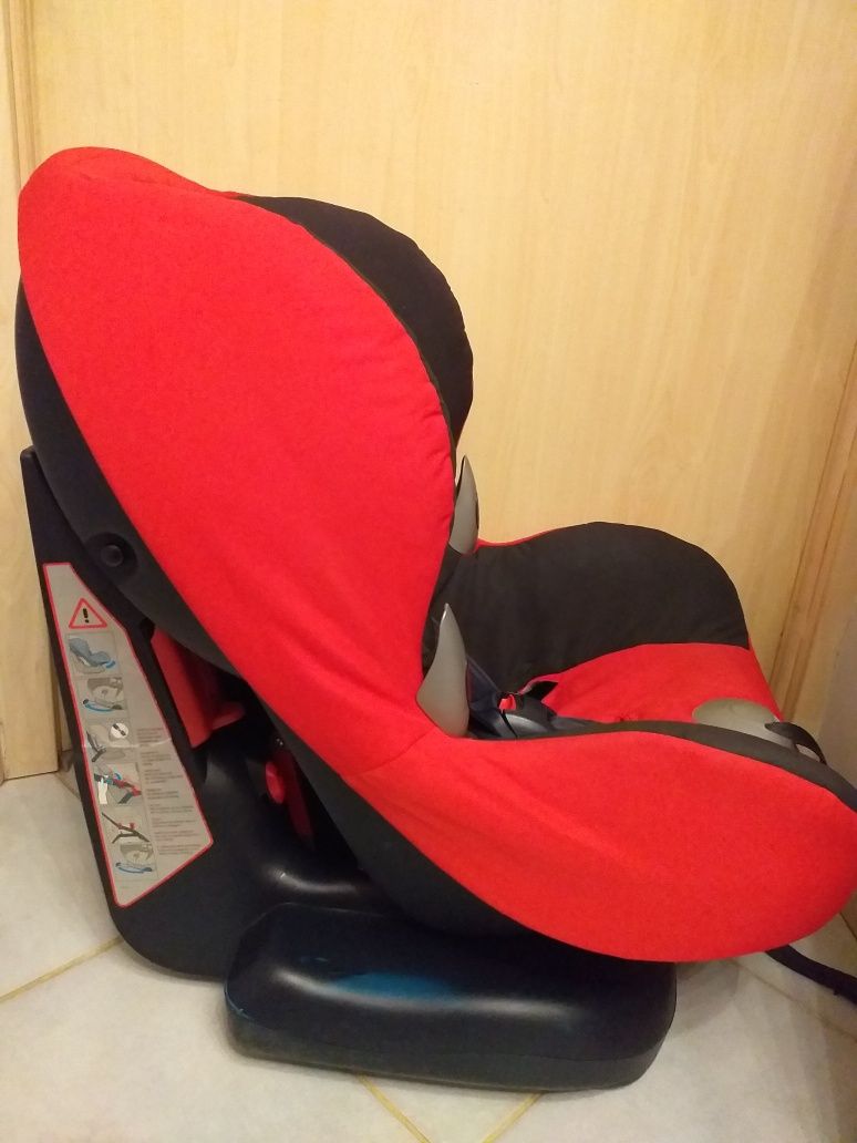 Fotelik samochodowy Maxi Cosi Priori XP 9-18 kg. CZYSTY