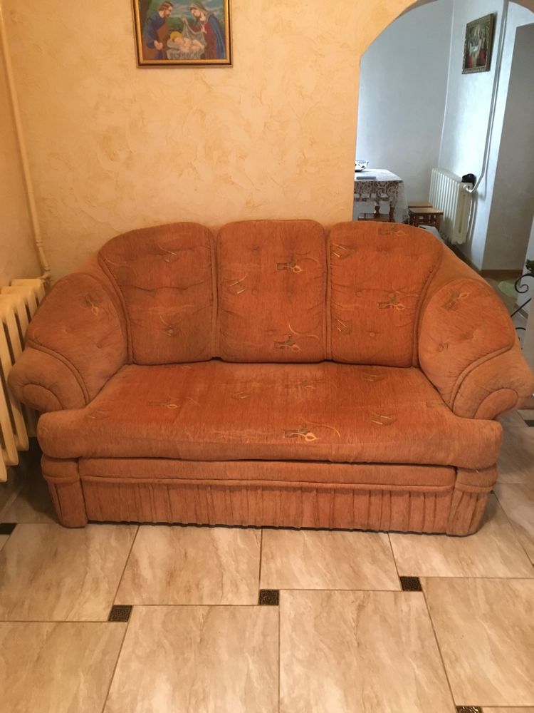 Диван,спальне місце