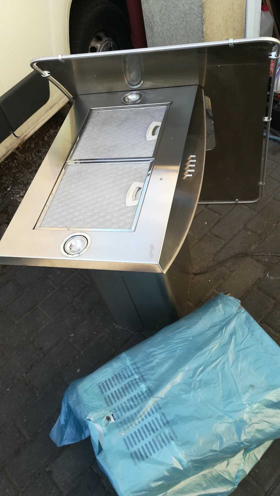 okap kuchenny bardzo wydajny