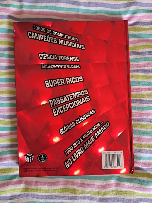 Livro "Guiness World Records 2008"