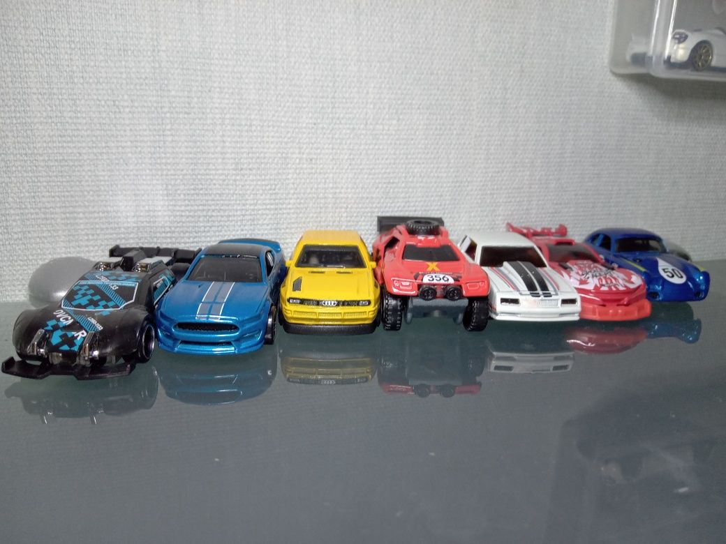 Розпак Hot Wheels Машинки, Ford, Mazda,  Toyota, Porsche